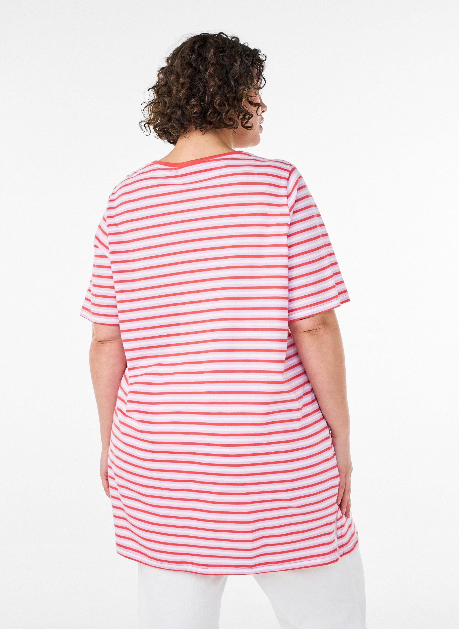 ZizziLang oversized stripete T-skjorte i &oslash;kologisk bomull, Lilla, Model image number 2