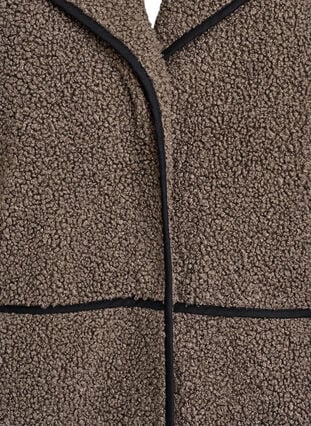Zizzi Myk teddyjakke med kontrastdetaljer, Brun, Packshot image number 2