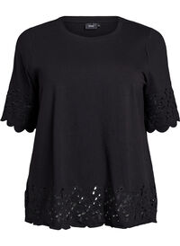 T-skjorte med broderie anglaise og bølgekant, Svart T-skjorte med broderie anglaise og bølgekant