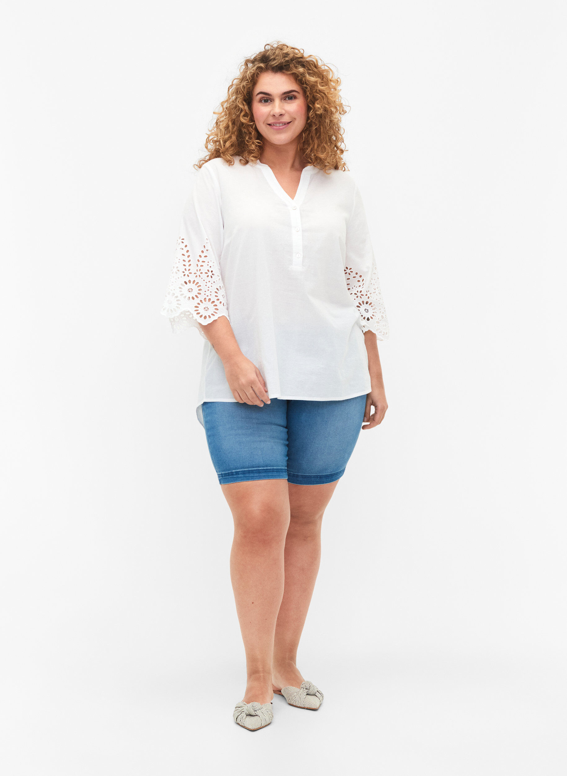 ZizziSkjortebluse med broderi anglaise og 3/4-ermer, Bright White, Model image number 2