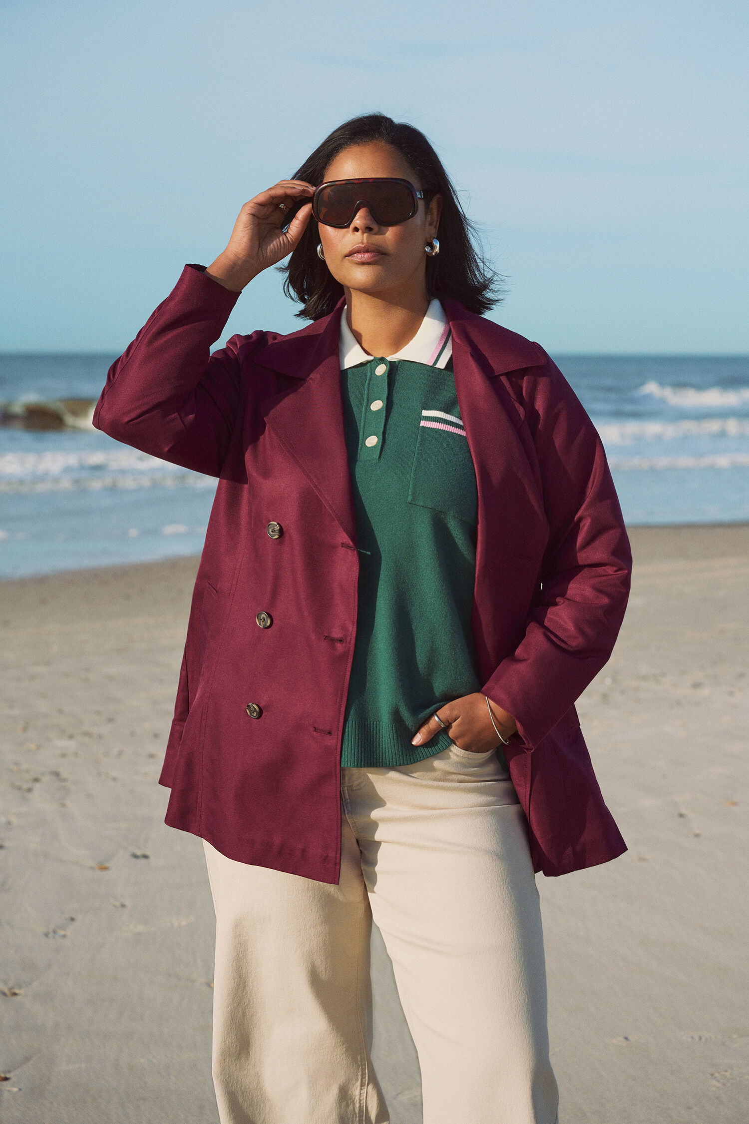 Zizzi Kort trenchcoat med belte, , Model