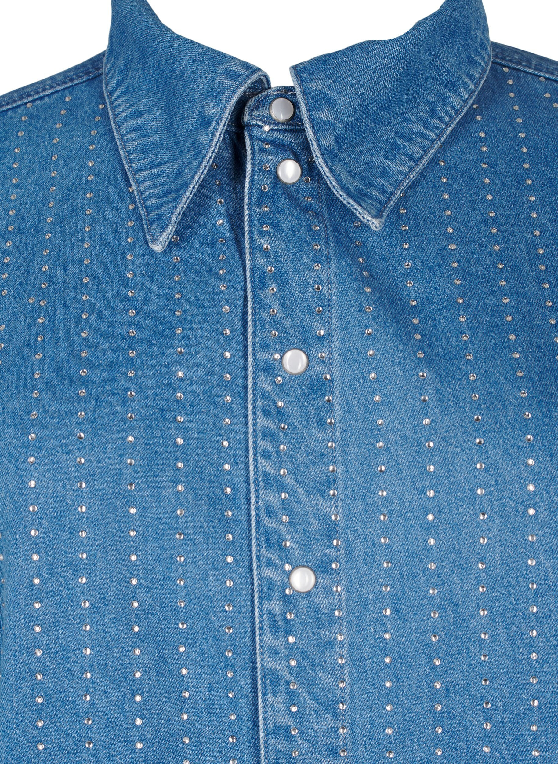 Zizzi Denimskjorte med rhinesteiner, Light Blue Denim, Packshot image number 2