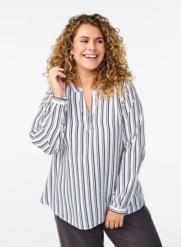 Zizzi FLASH - Stripete skjortebluse med V-hals, Hvit, Model image number 0