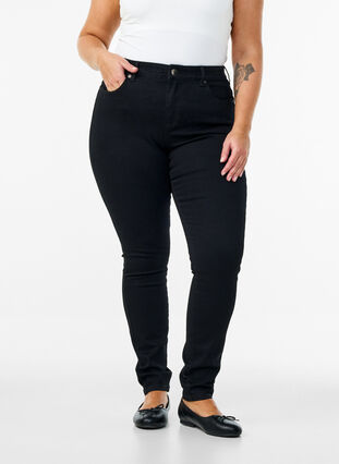 Zizzi Amy jeans med høy midje og supersmal passform, Svart, Model image number 2