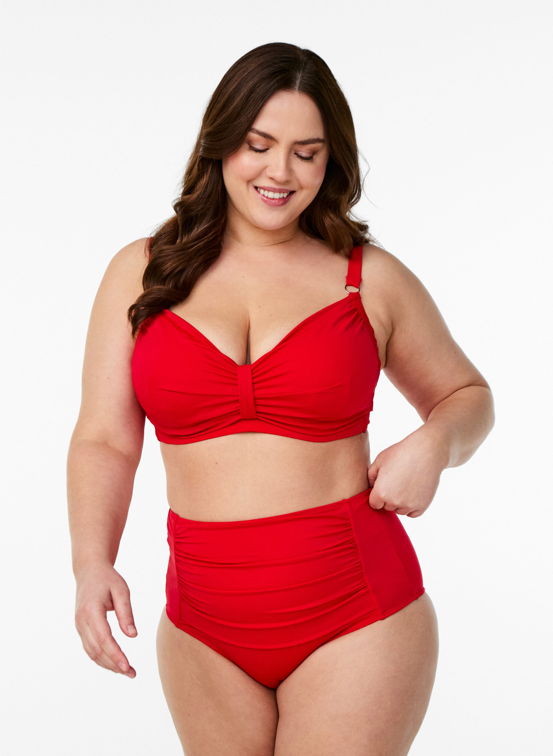 Bikinitruse med h&oslash;y midje, R&oslash;d, Model