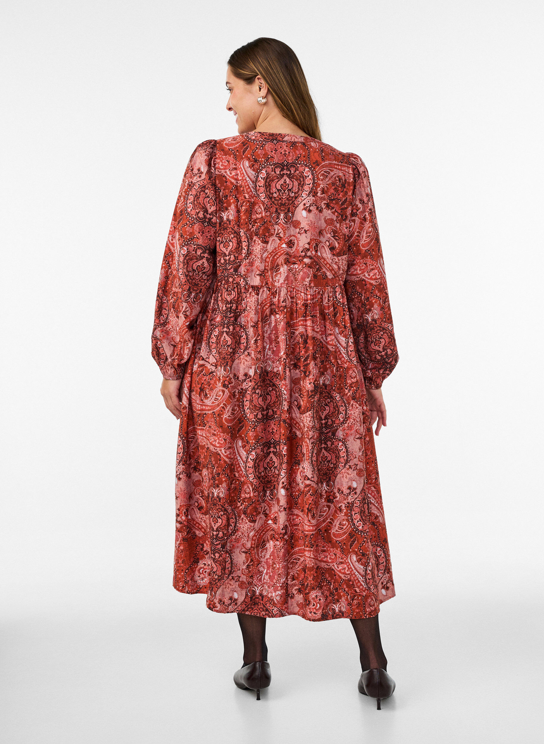 ZizziMidikjole i viskose med paisleytrykk, Orange, Model image number 1