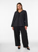 Skjortebluse med broderie anglaise, Svart, Model image number 1