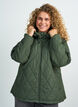 Lett vattert jakke med diamantquilt, Gr&oslash;nn, Model image number 0