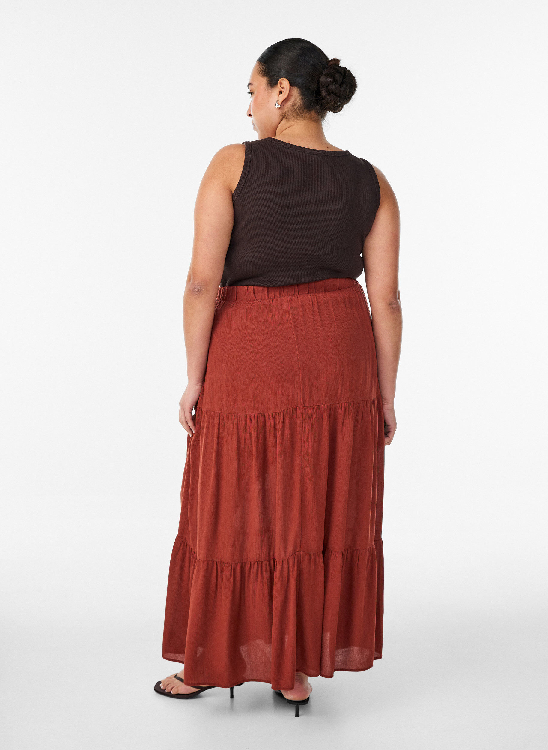 ZizziLangt skj&oslash;rt med elastisk midje, R&oslash;d, Model image number 1