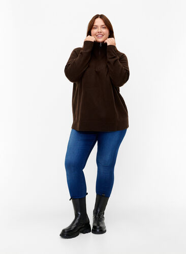 Strikket genser med glidelås, Demitasse/Black Mel., Model image number 4
