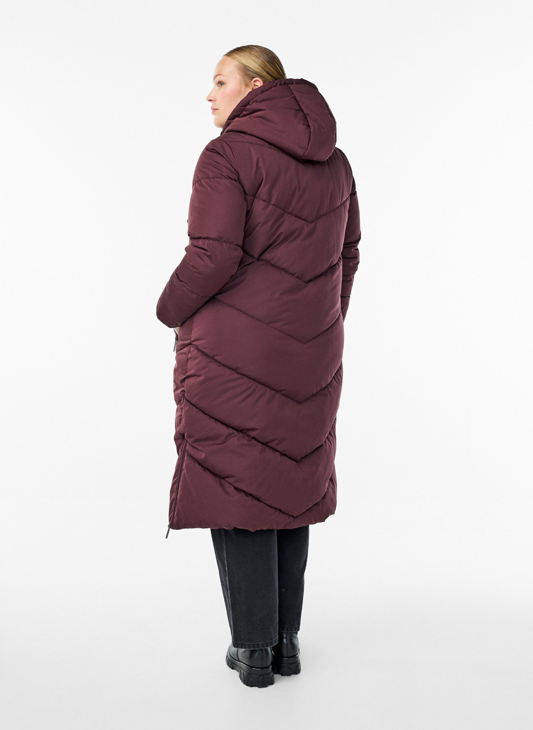 ZizziLang pufferjakke med hette og lommer, M&oslash;rk Bordeaux, Model image number 1