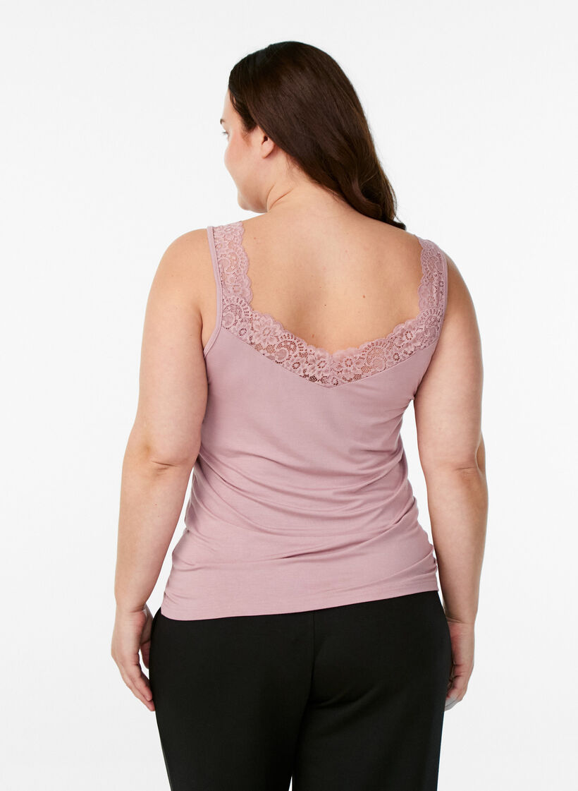 Viscose-topp med blondedetaljer, Rosa, Model image number 2