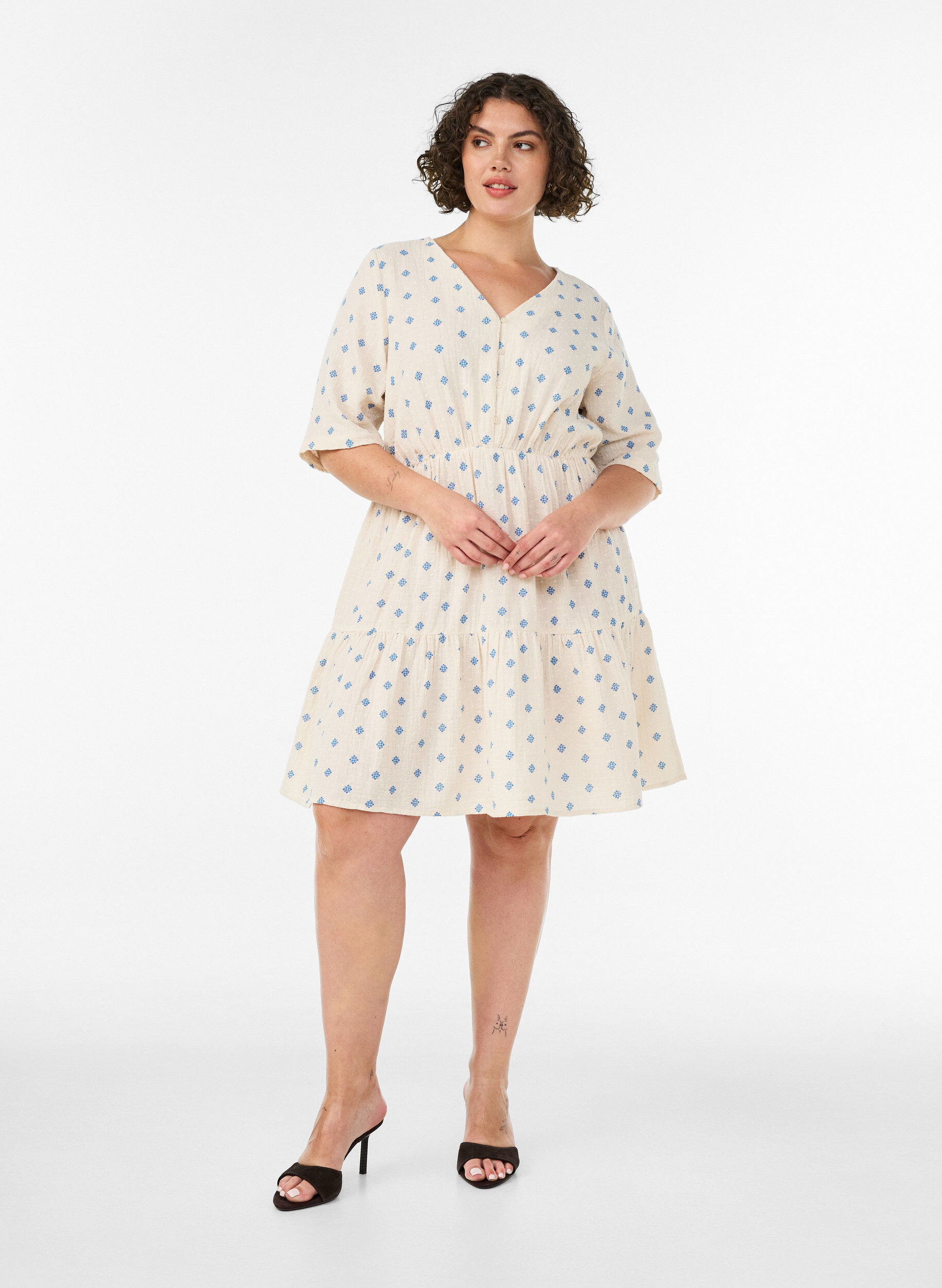 ZizziTrykt bomullskjole med elastisk midje, Beige, Model image number 1