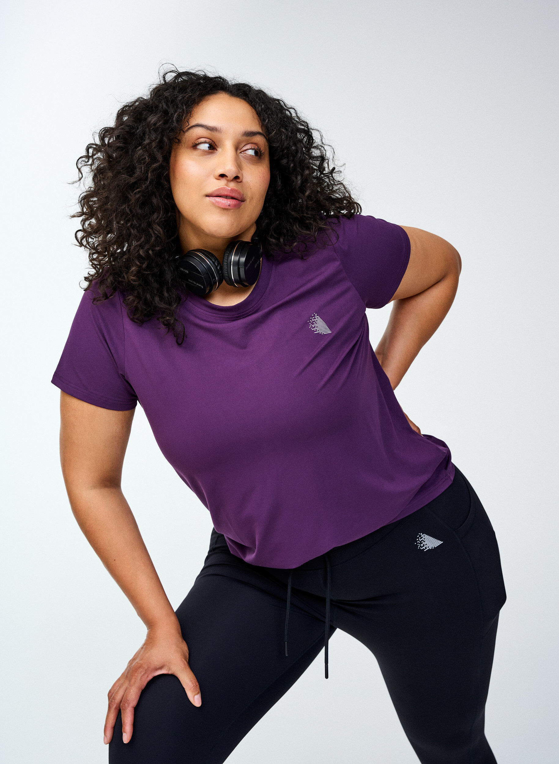Zizzi Trenings-T-skjorte med smal passform og rund hals, Purple Pennant, Image image number 1