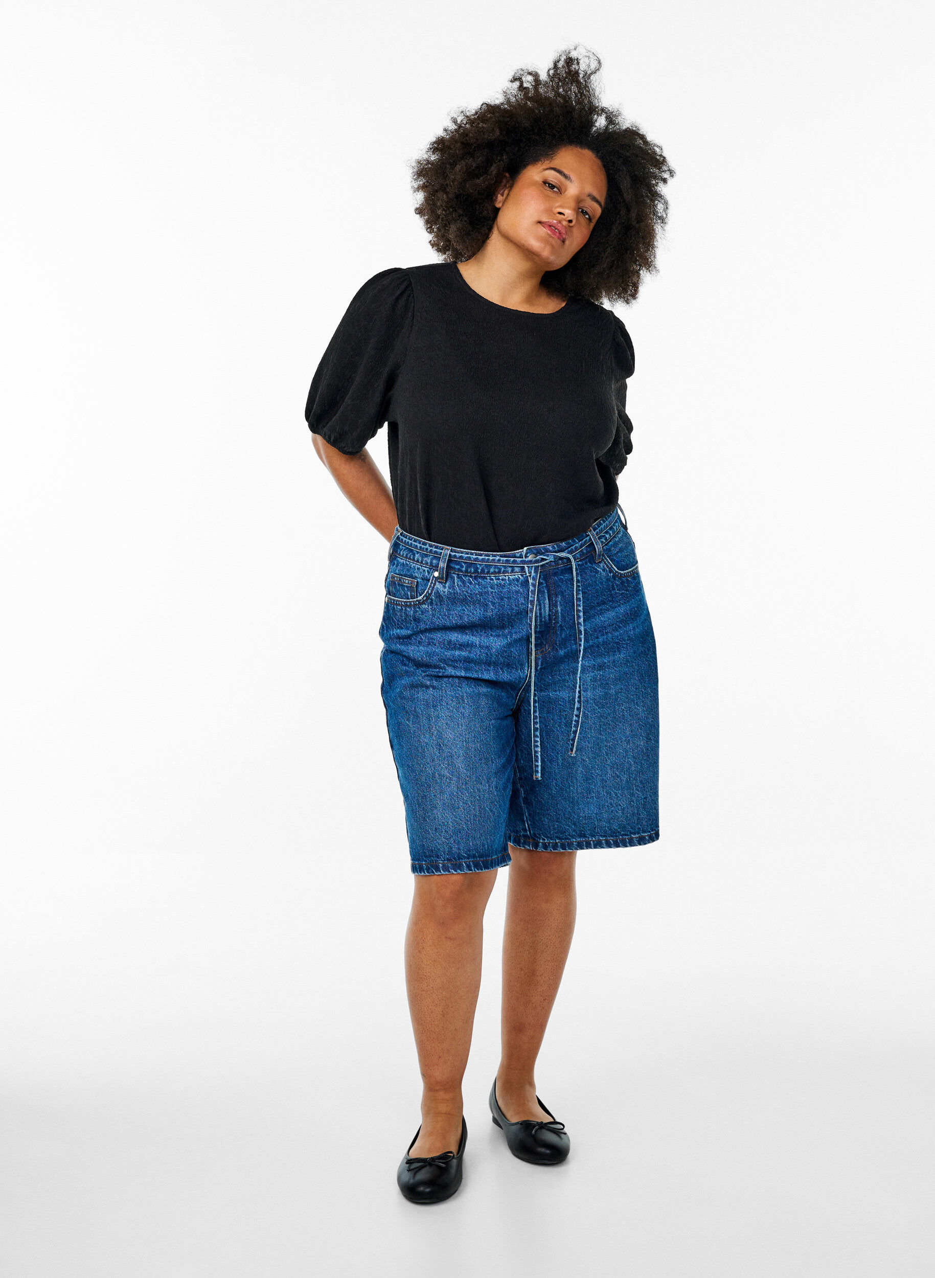 ZizziStrukturert bluse med korte ermer, Svart, Model image number 1
