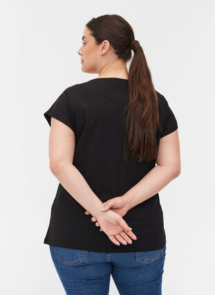 T-skjorte med brystlomme i organisk bomull, Black, Model image number 1