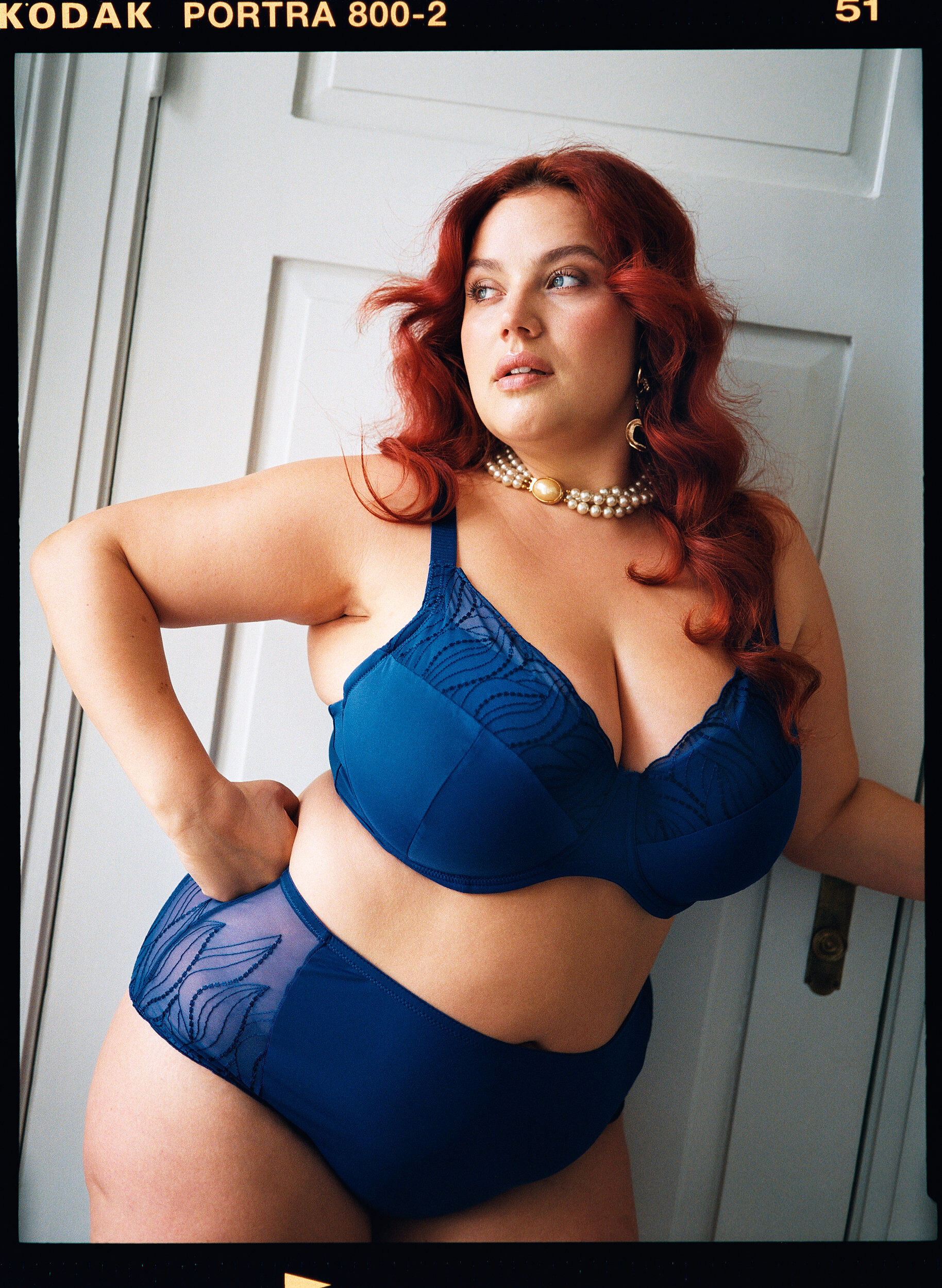 Zizzi Mikrofiber hipster-truser med blonder p&aring; sidene, Bl&aring;, Image image number 0