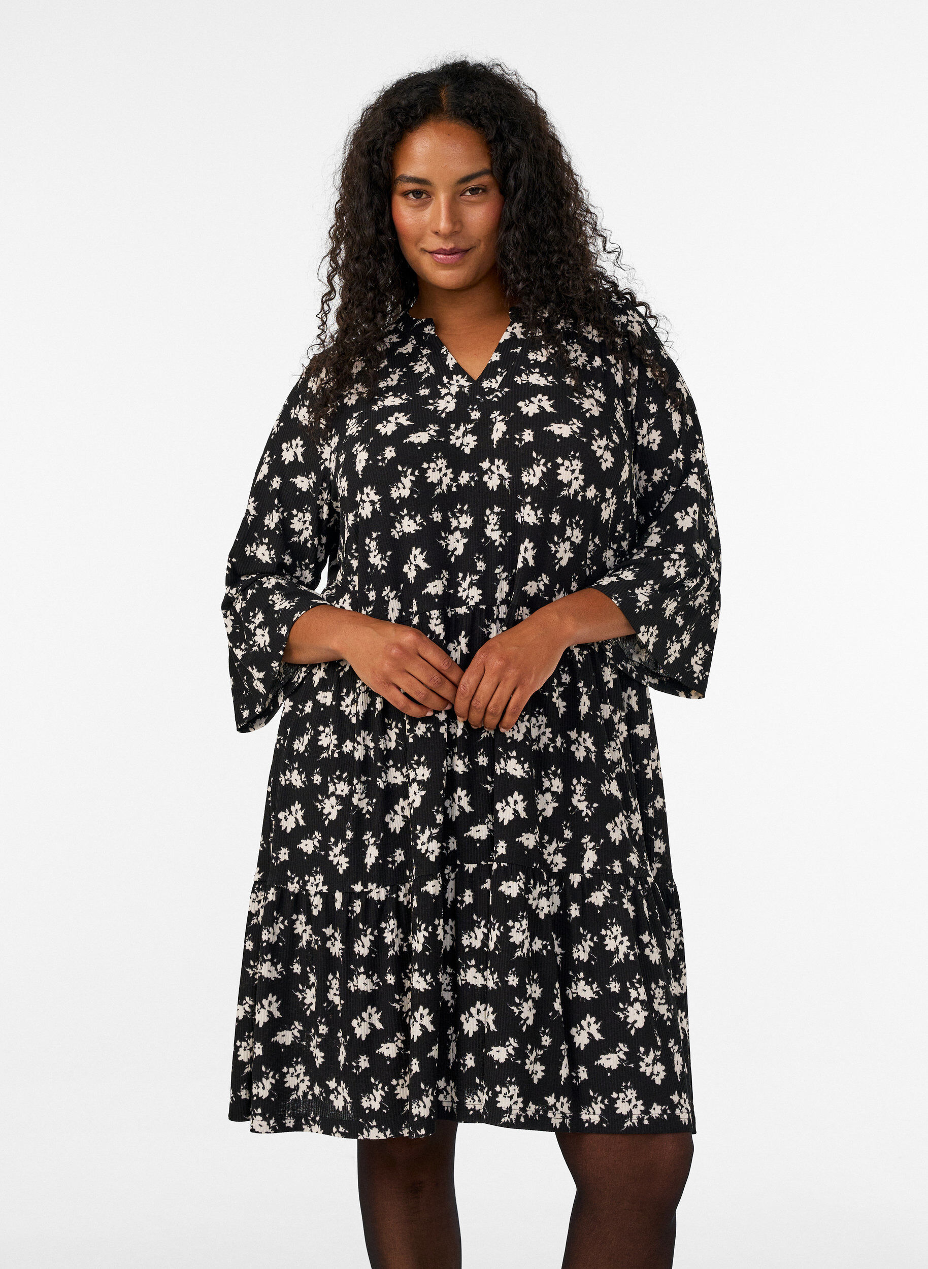 ZizziKort A-linjet jerseykjole med heldekkende print, Svart, Model image number 0