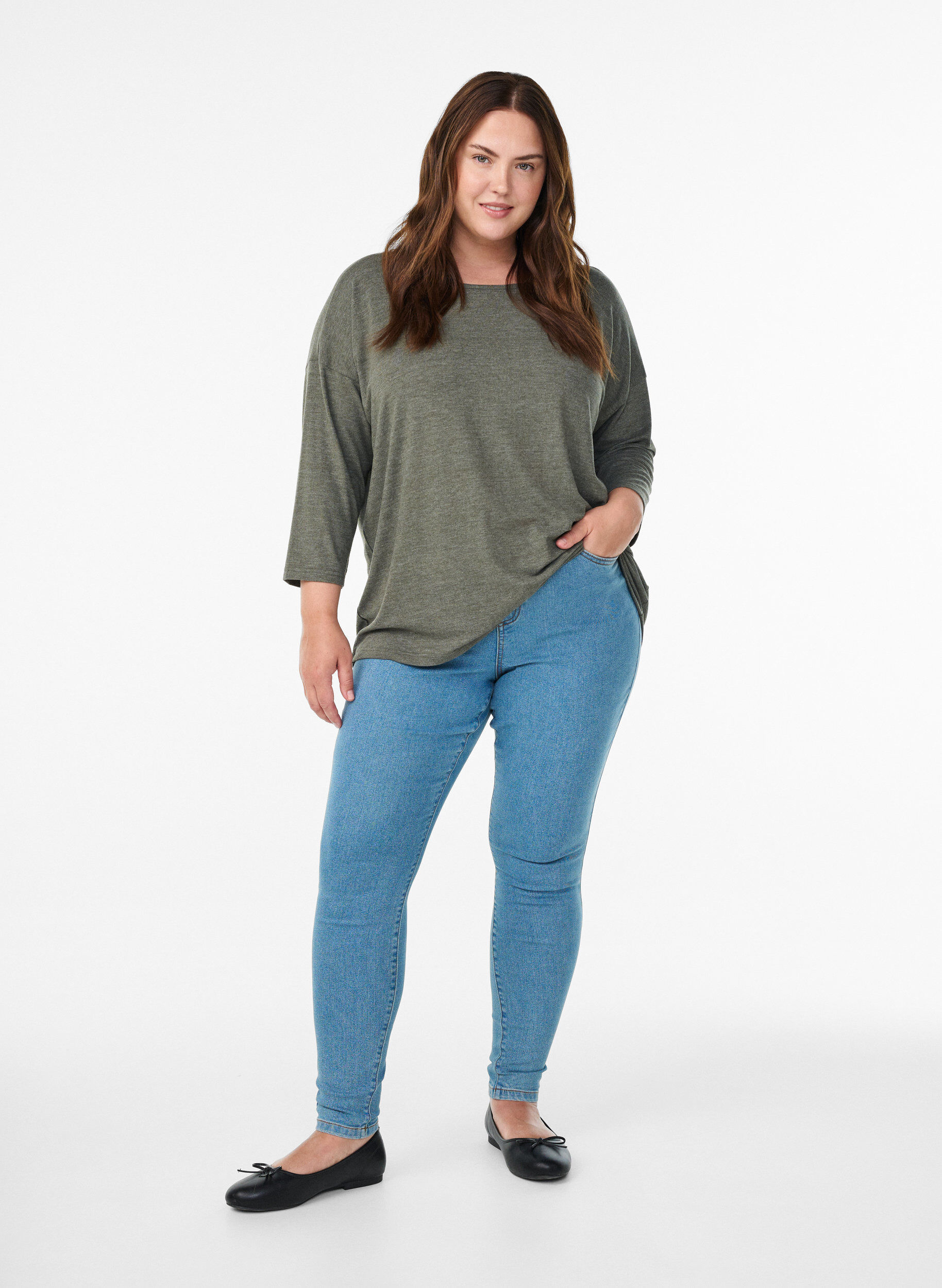 Zizzi Jersey bluse med 3/4 ermer, Gr&oslash;nn, Model image number 1