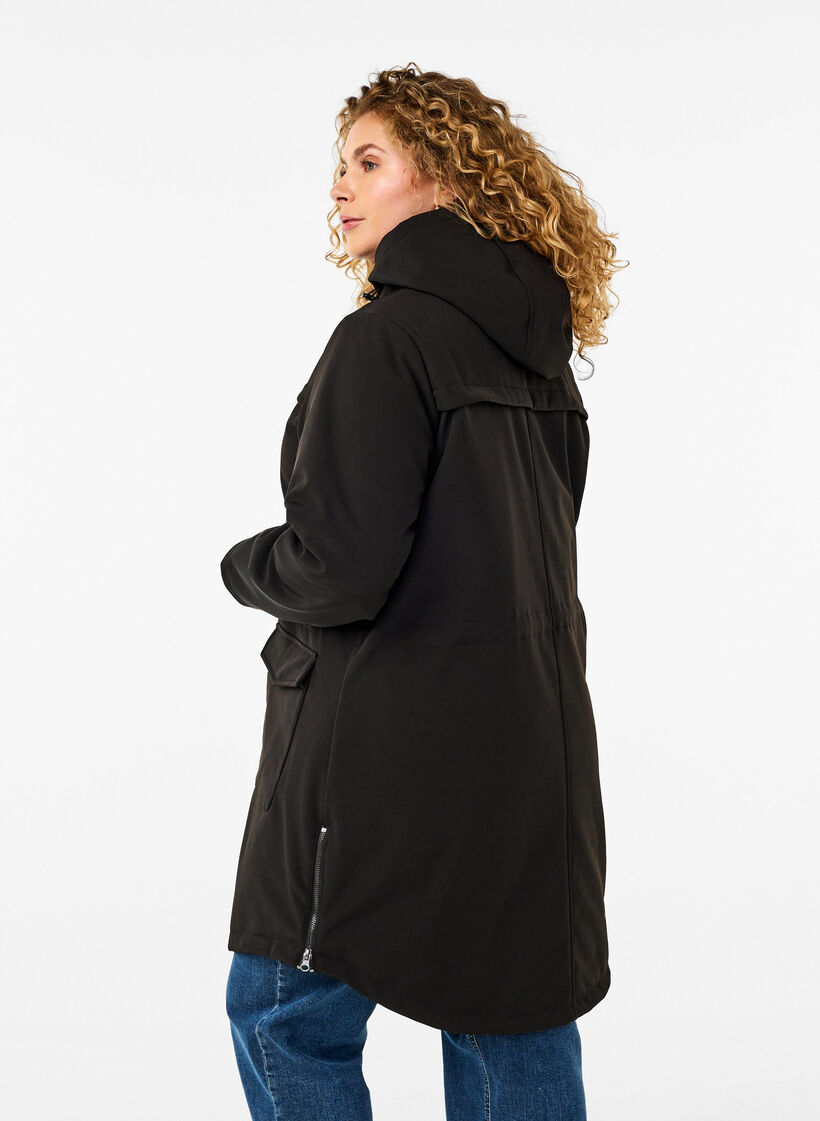 Vannavvisende softshell jakke med vattert f&ocirc;r, Svart, Model image number 2