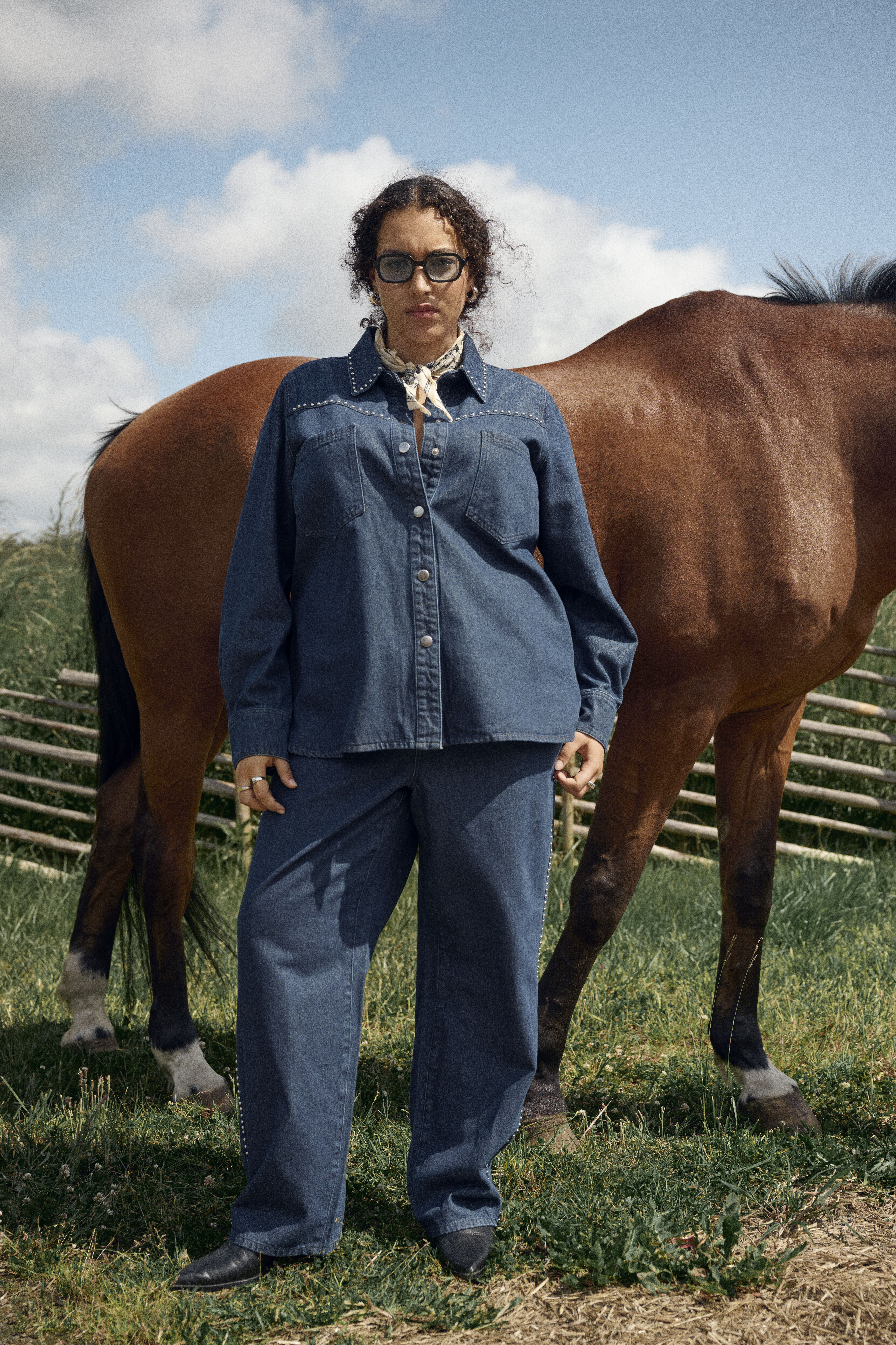 Zizzi Matchende denimsett, , Model