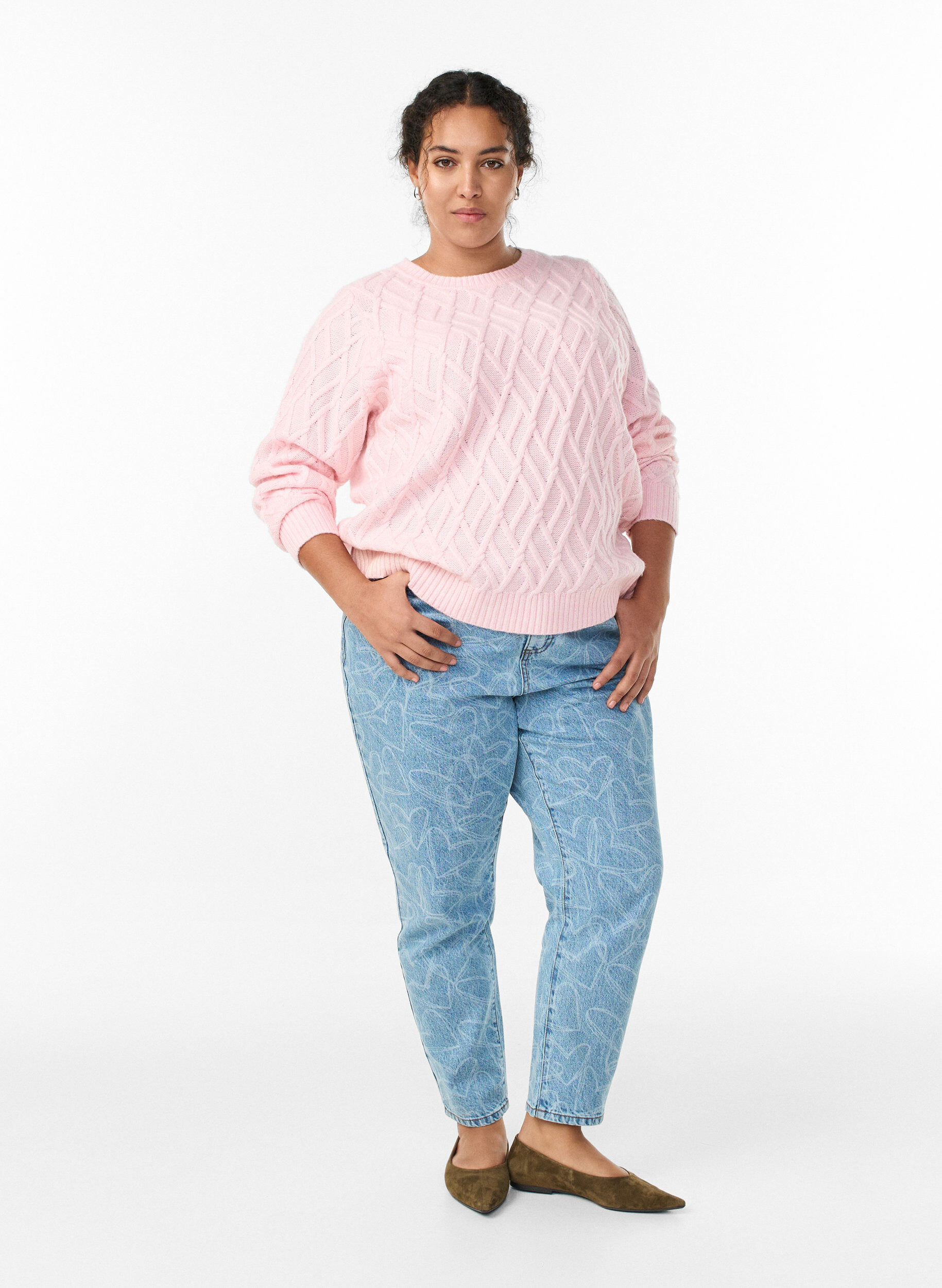 Zizzi Strikkebluse med flettem&oslash;nster og rund hals, Rosa, Model image number 1