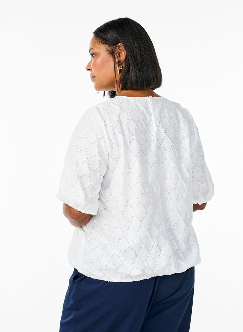 Kortermet bluse med strukturert mønster, Bright White, Model image number 1