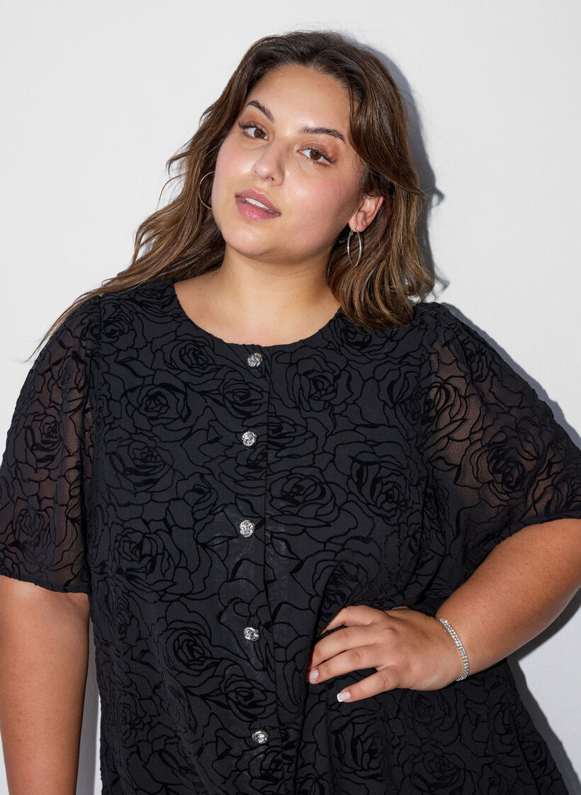 Kort kjole med rosetrykk og knapper, Svart, Model image number 3
