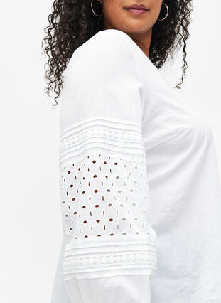 Bluse med lange ermer og dekorative detaljer, Bright White, Model image number 2