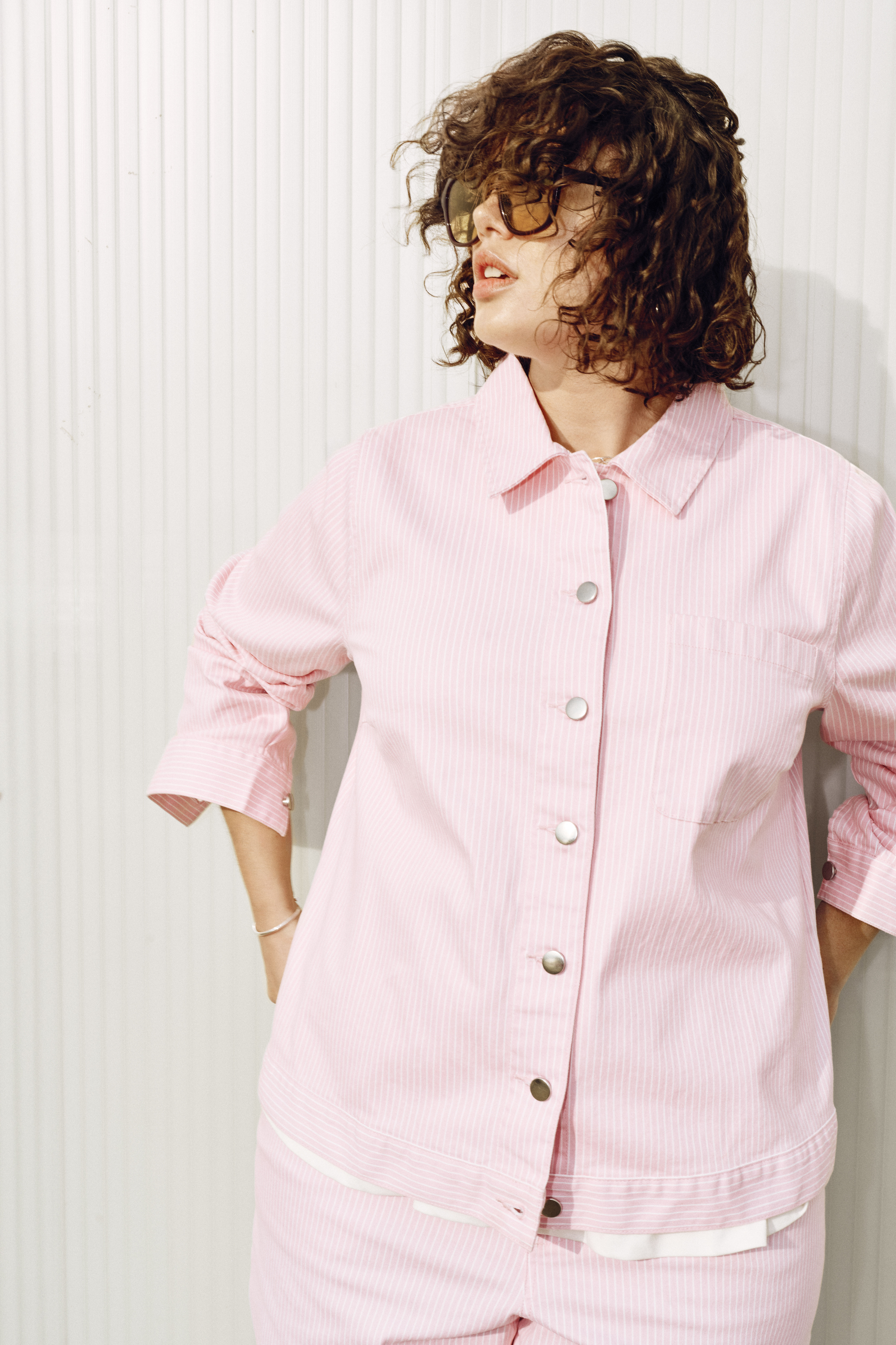 Zizzi Farget denim med striper, , Model