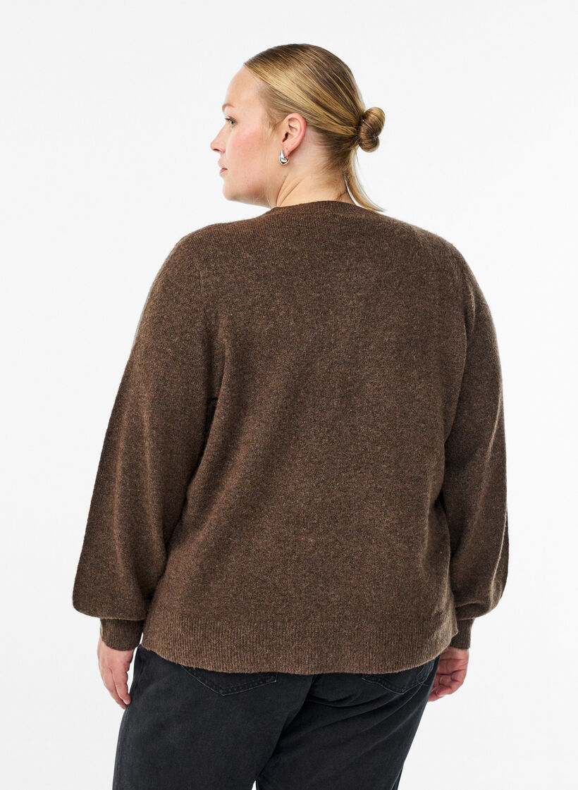 Cardigan i myk strikk med gullfargede knapper, Brun, Model image number 2