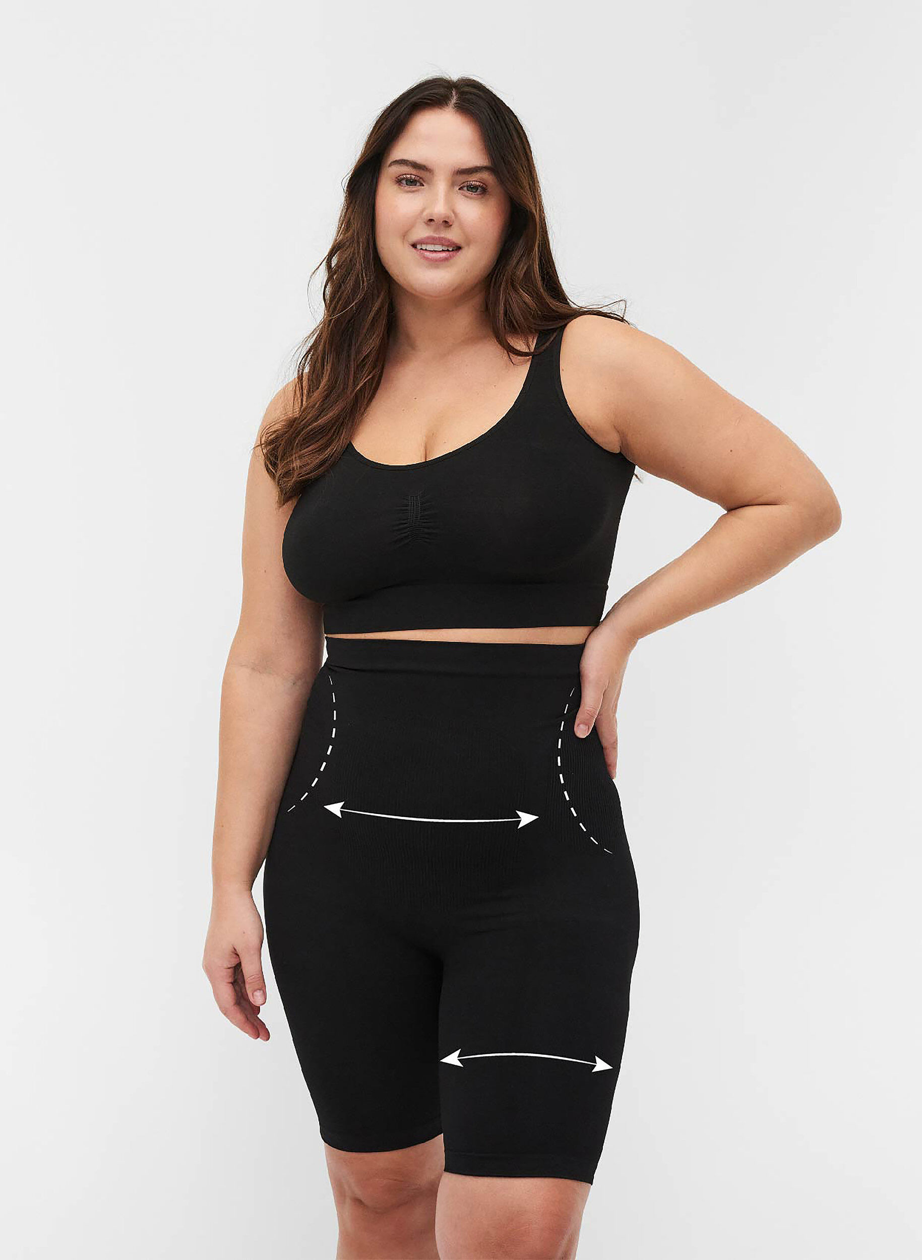 ZizziShapewear shorts med h&oslash;yt liv, Svart, Model image number 0