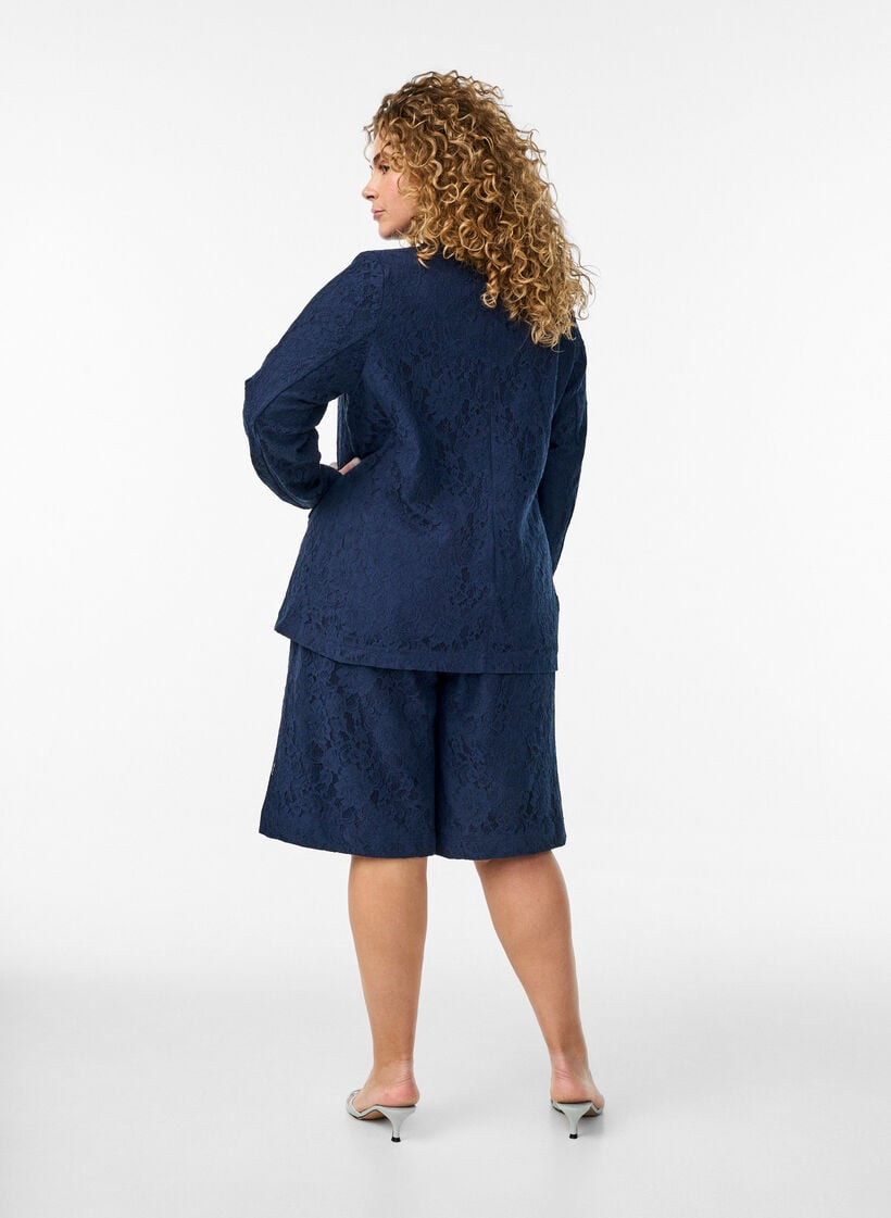 Bermudashorts med h&oslash;y midje og blonder, Bl&aring;, Model image number 2