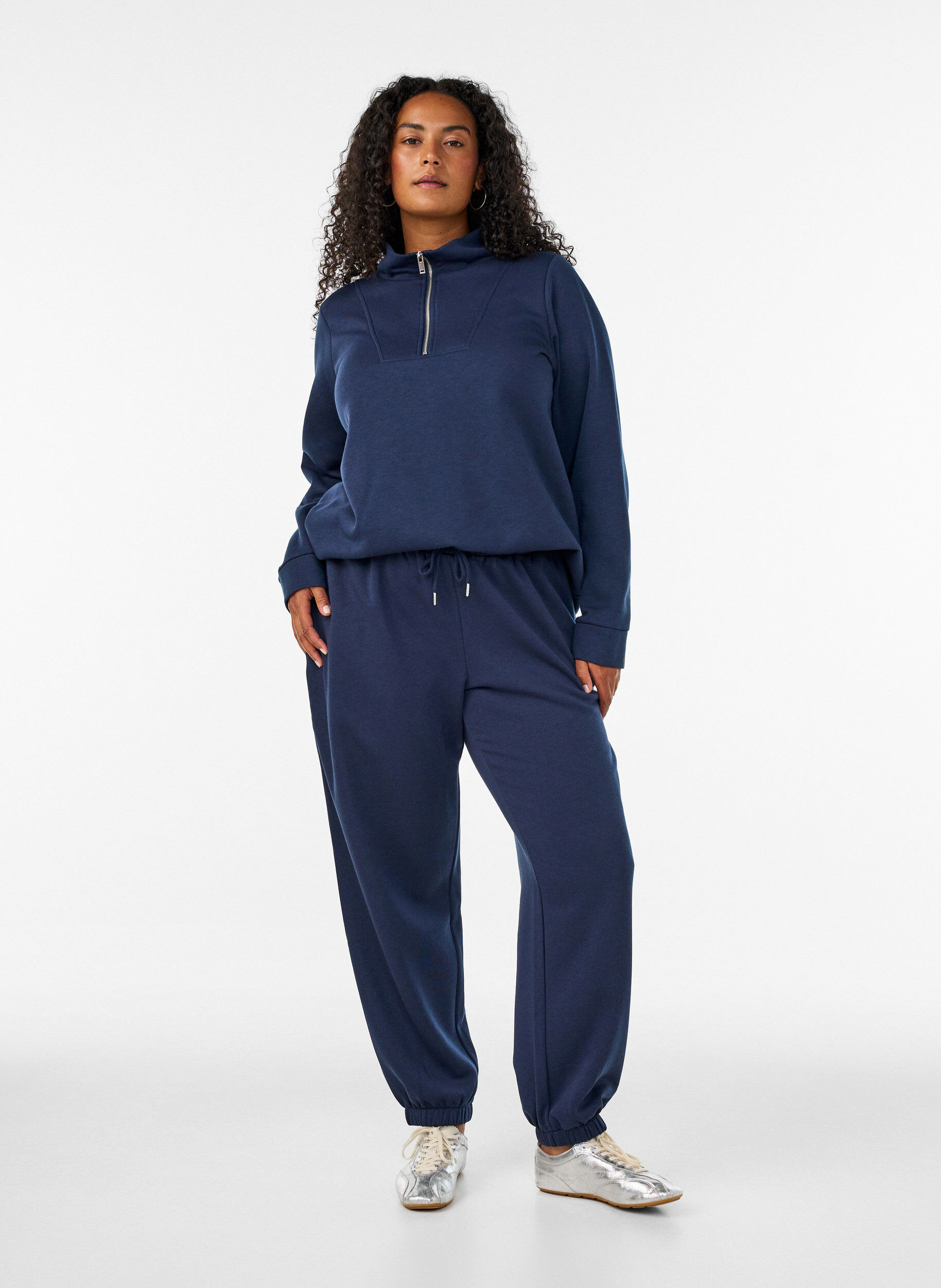 ZizziJoggebukser med h&oslash;y midje og sn&oslash;ring, Bl&aring;, Model image number 0