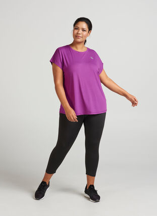 Ensfarget t-skjorte til trening, Sparkling Grape, Model image number 0