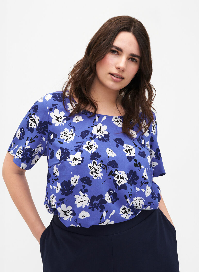FLASH - Bluse med korte ermer og trykk, Amparo Blue Flower, Model image number 0
