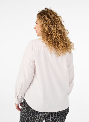 Zizzi Langermet bomullsskjorte, Beige, Model image number 2