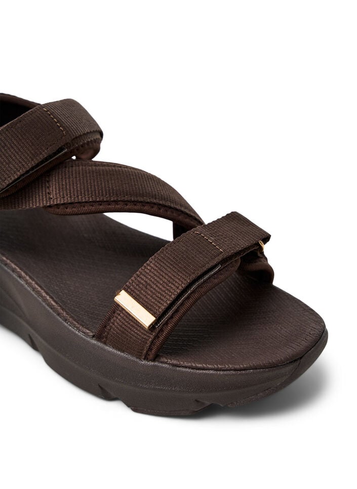 Komfortabel sandal med borrel&aring;s og st&oslash;tte til fotbuen, Brun, Packshot image number 3