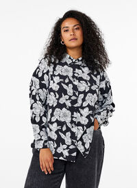 Skjorte med blomstermønster, Svart Skjorte med blomstermønster, Svart, Model