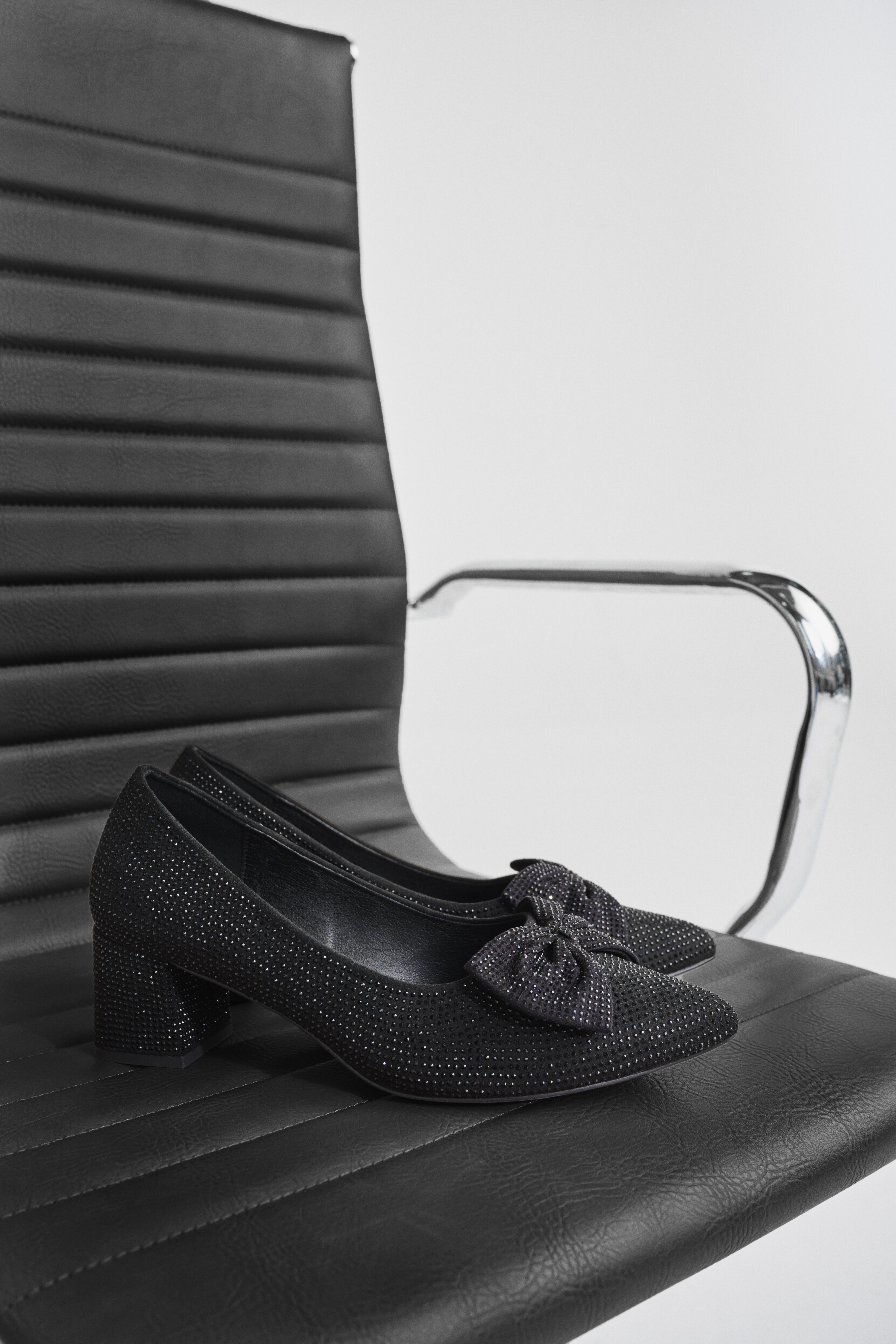 Pumps med rhinestones, , Model