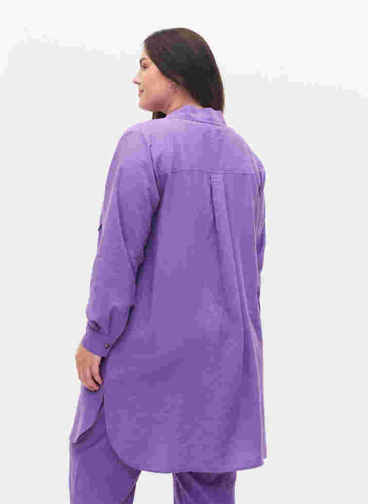 Lang viskoseskjorte med knapper, Royal Lilac, Model image number 1