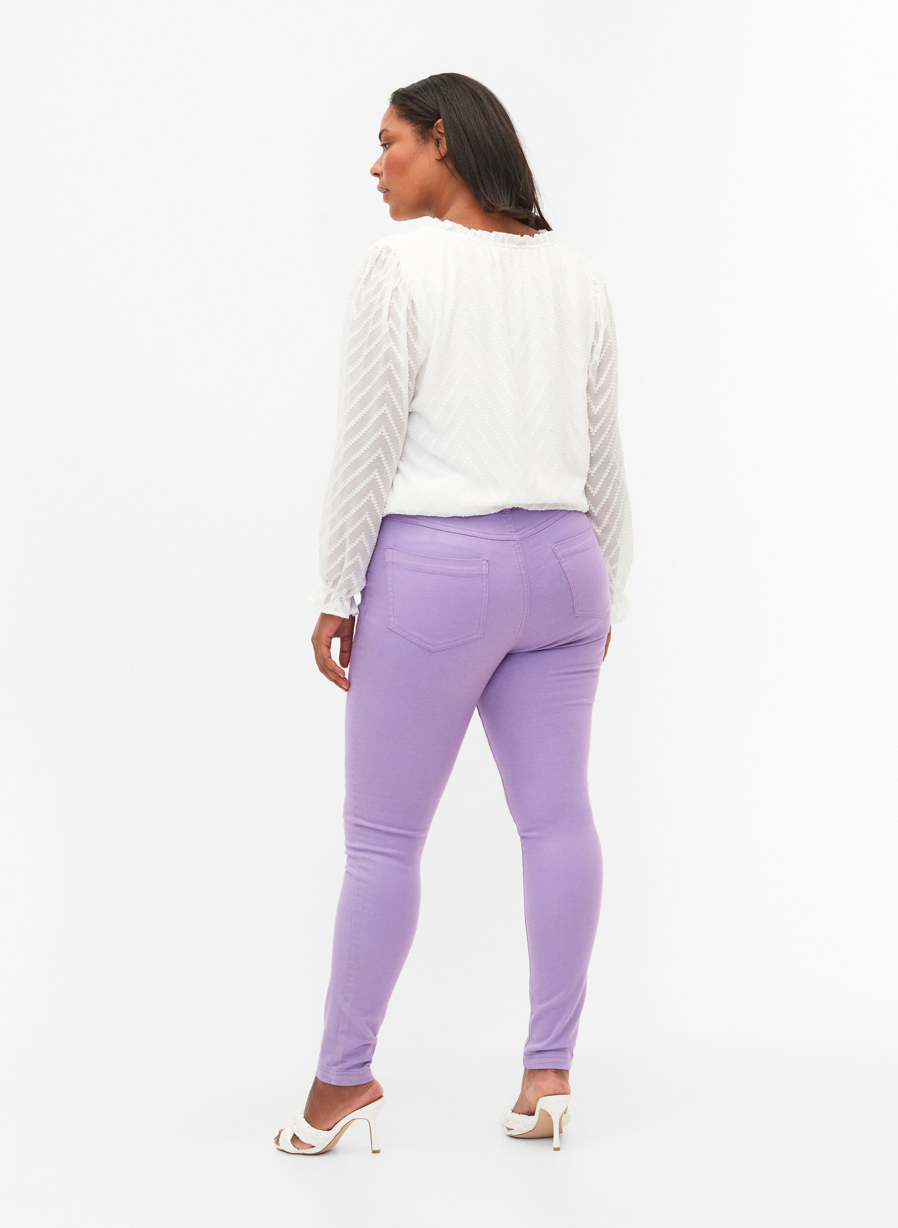 Zizzi Amy jeans med h&oslash;yt liv og super slim fit, Chalk Violet, Model image number 1