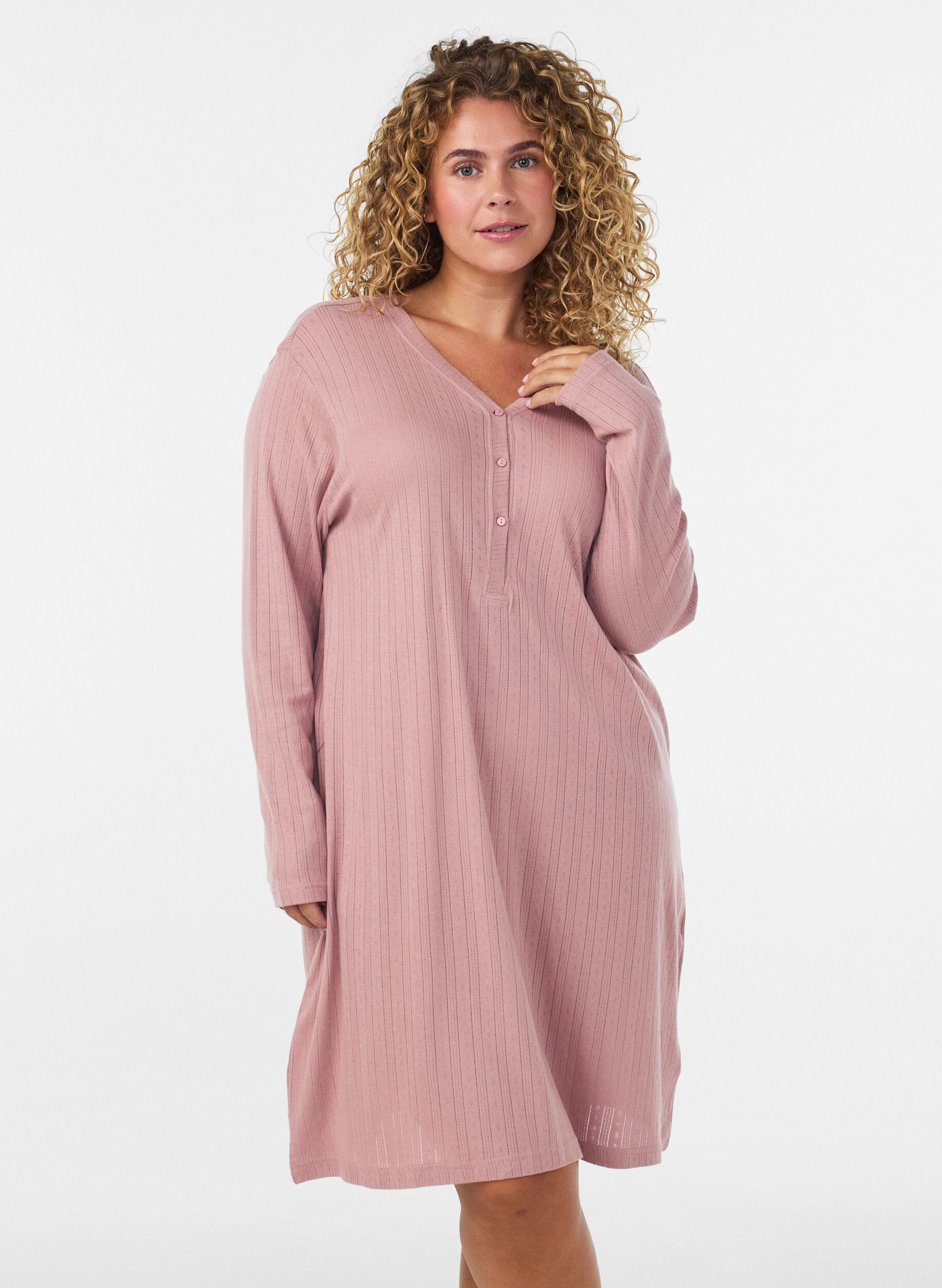 ZizziNattkjole i &oslash;kologisk bomull med hullbroderi, Rosa, Model image number 0