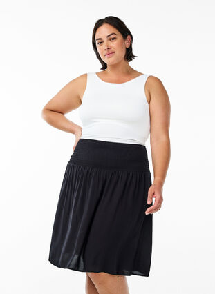 Zizzi FLASH – kort skjørt med vaffelsydd midje, Svart, Model image number 0