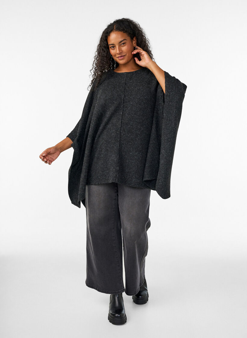 Rund hals strikket poncho, Gr&aring;, Model image number 1