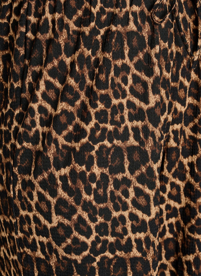 Bukser med vide ben i et lett teksturert stoff, Svart, Packshot image number 2