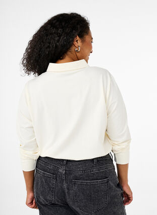 Zizzi Langermet poloskjorte med striper, Vanilje, Model image number 2