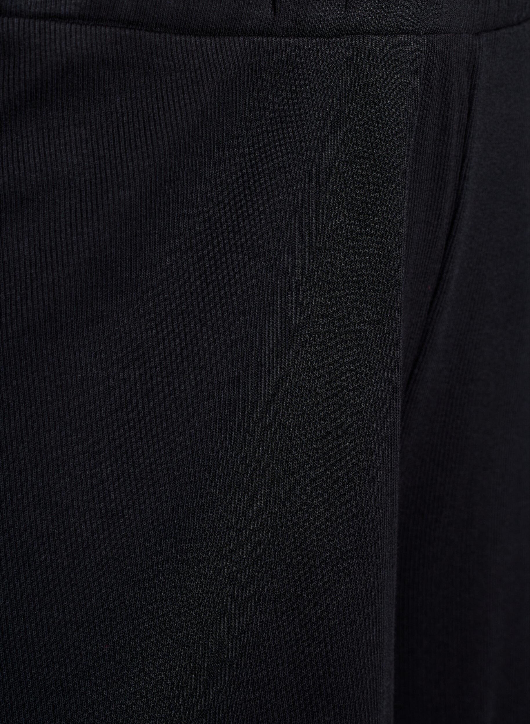 Zizzi L&oslash;se nattshorts med ribbestruktur og blonderkant, Svart, Packshot image number 2