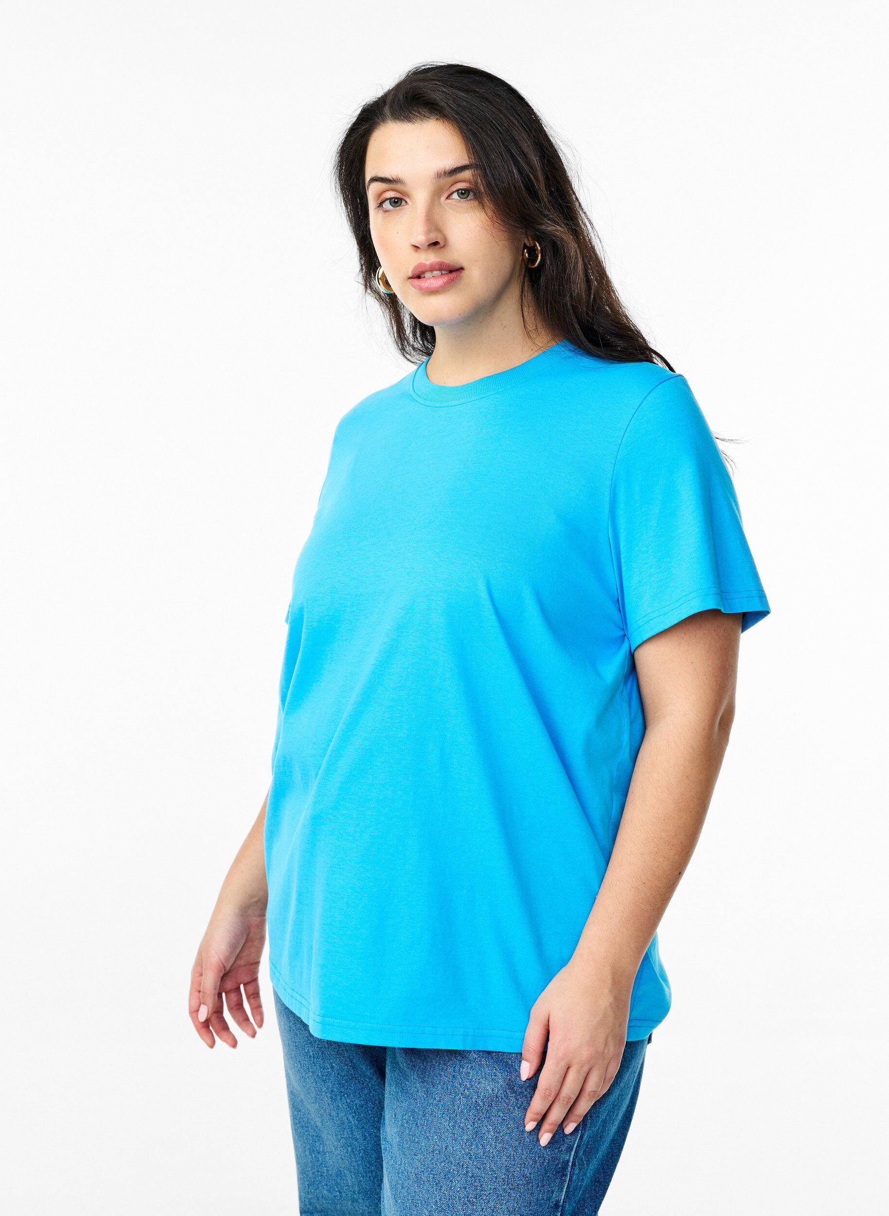 Basic T-skjorte i bomull med rund hals, Bl&aring;, Model