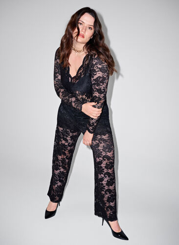 Zizzi Langermet bluse med blondekant og V-hals, Black, Image image number 0